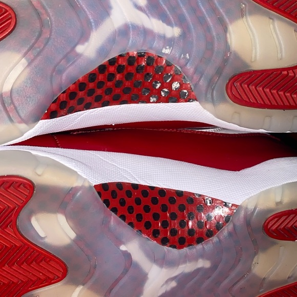 Jordan 11 cherry - Picture 4 of 12
